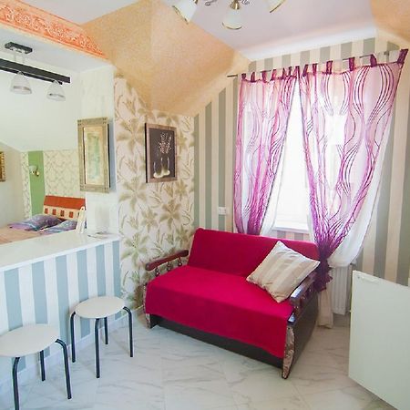 Art Room Skadovsʼk Εξωτερικό φωτογραφία