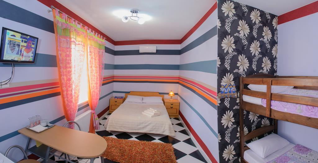 Art Room Skadovsʼk Εξωτερικό φωτογραφία
